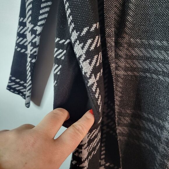 Guilty Plaid Open Front Longline Cardigan - Picture 9 of 16